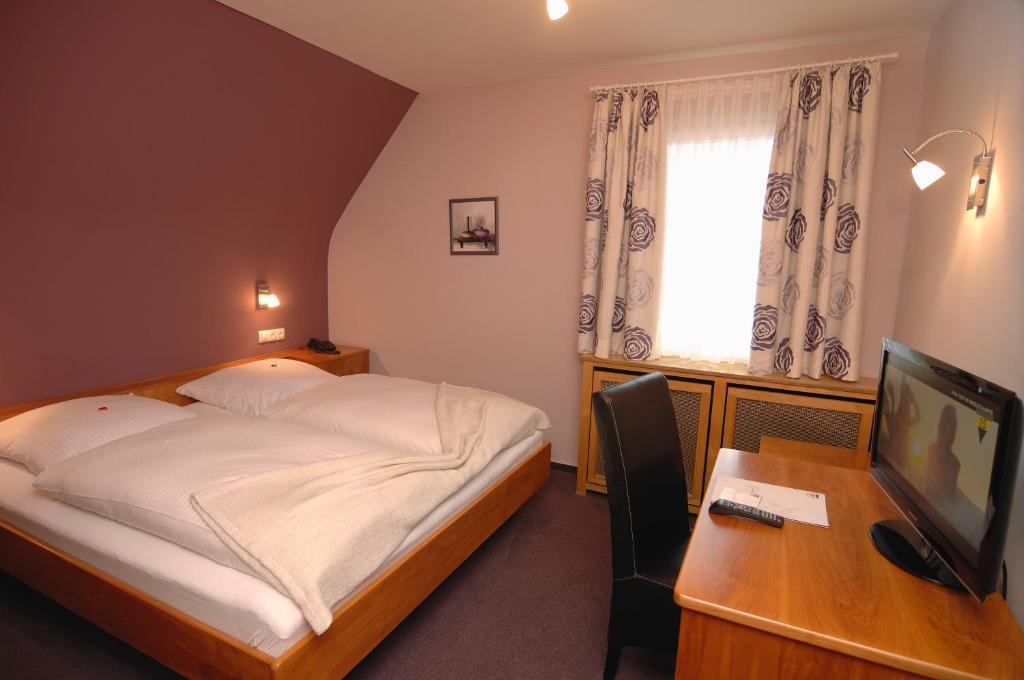 Gasthaus Zum Ochsen Mannheim Room photo